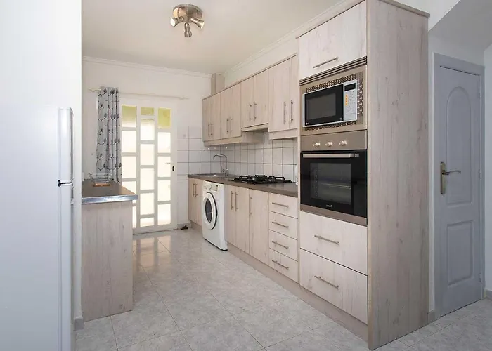 Ch Buganvillas Nyaraló